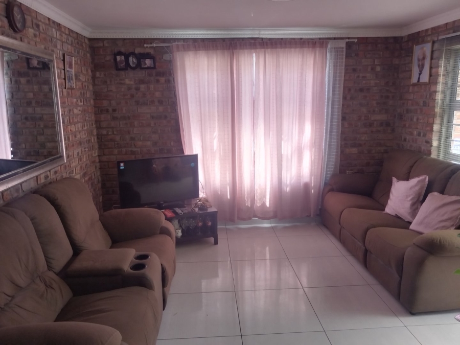 3 Bedroom Property for Sale in Schauderville Eastern Cape
